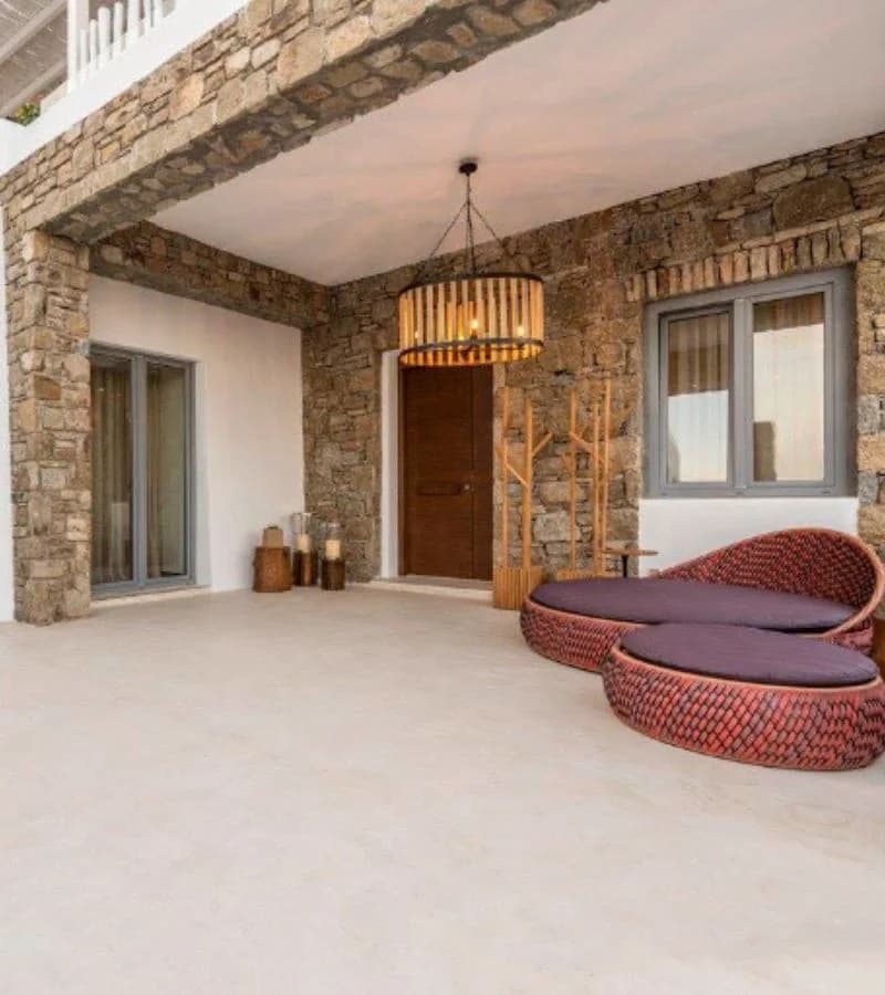 Microcement outdoor terrace flooring in Saudi Arabia