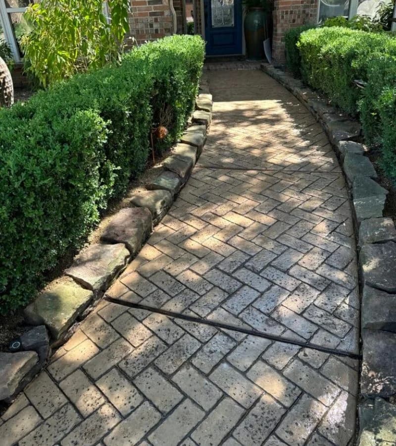 Stamped concrete entrance walkway in Saudi Arabia