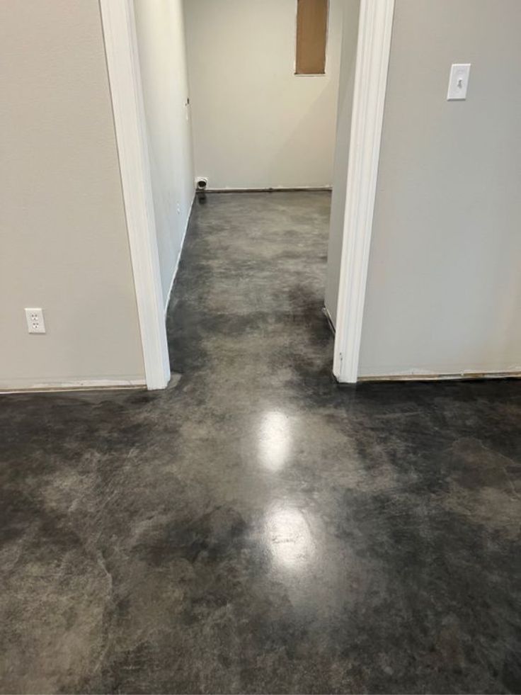 Modern Concrete Flooring In Riyadh